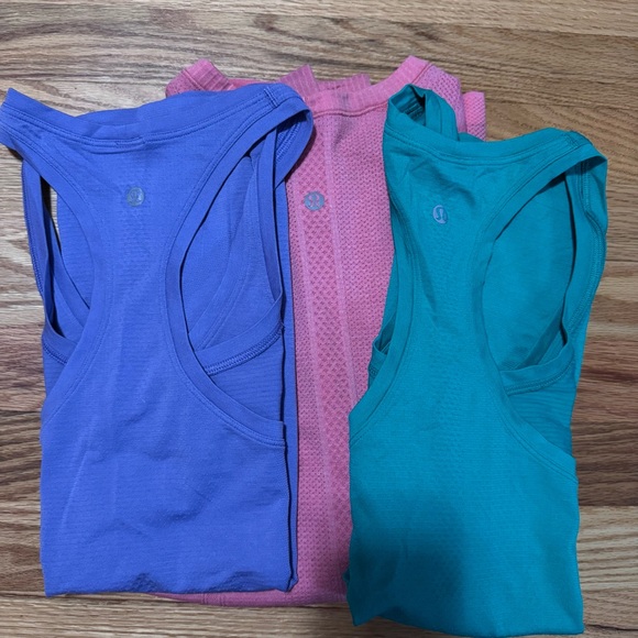Lululemon swiftly tech Bundle, tank top and long sleeve size 8 and 10 - Picture 5 of 9